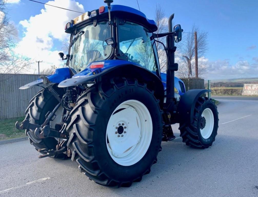 NEW HOLLAND T6050 PLUS in Durban - Image 5