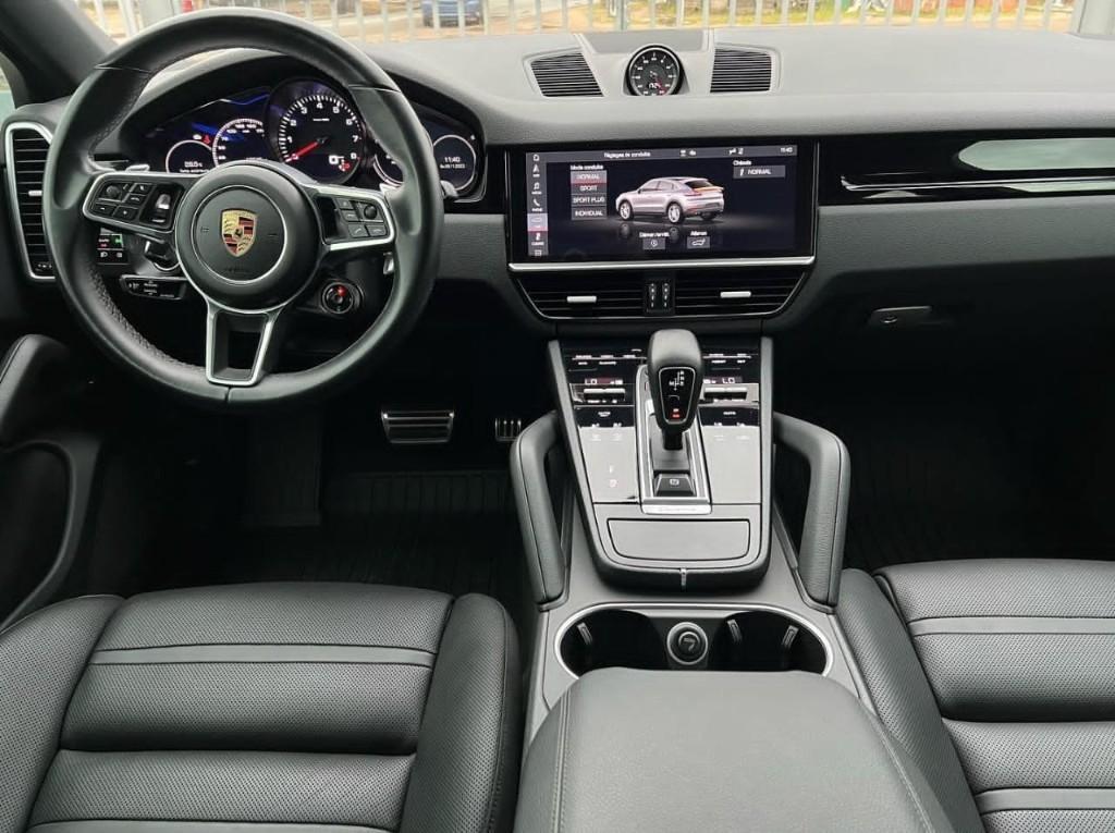 Porsche cayenne S coupée 2022 à Abidjan - Photo 2