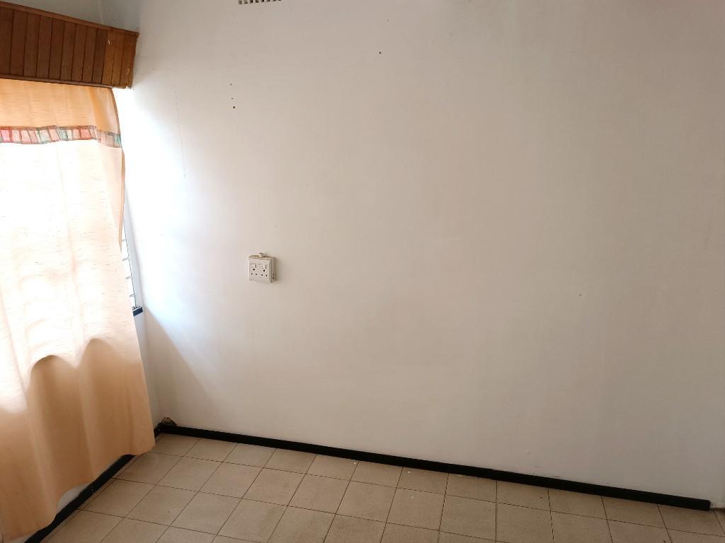 Room For Rent in Gillview in Katlehong - Image 3