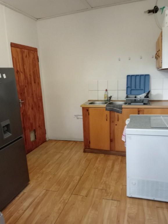 Spacious,Clean house in Bloemfontein - Image 6