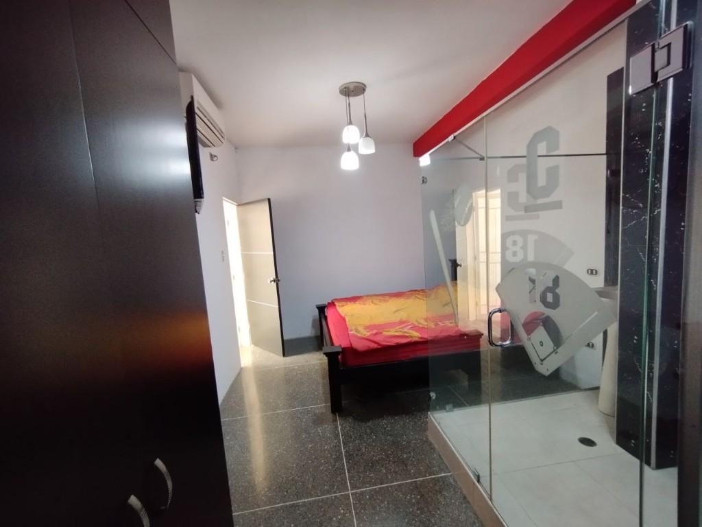 CASA CON LOCAL COMERCIAL EN CENTRO OESTE en Barquisimeto - Imagen 17