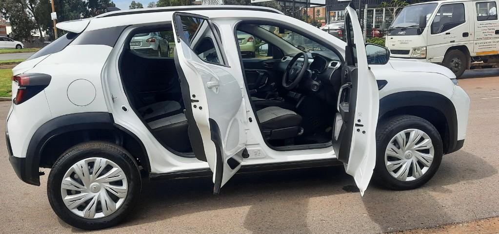 2022 RENAULT KIGER in Tembisa - Image 3