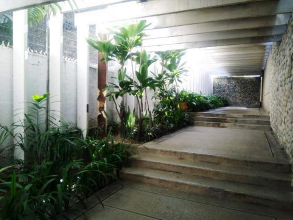 APARTAMENTO - LA FLORIDA - 208 Mts2 en Venezuela - Imagen 3