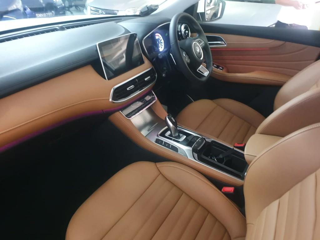 YEAR 2020 MG HS CAR RENTAL in Queenstown - Image 5