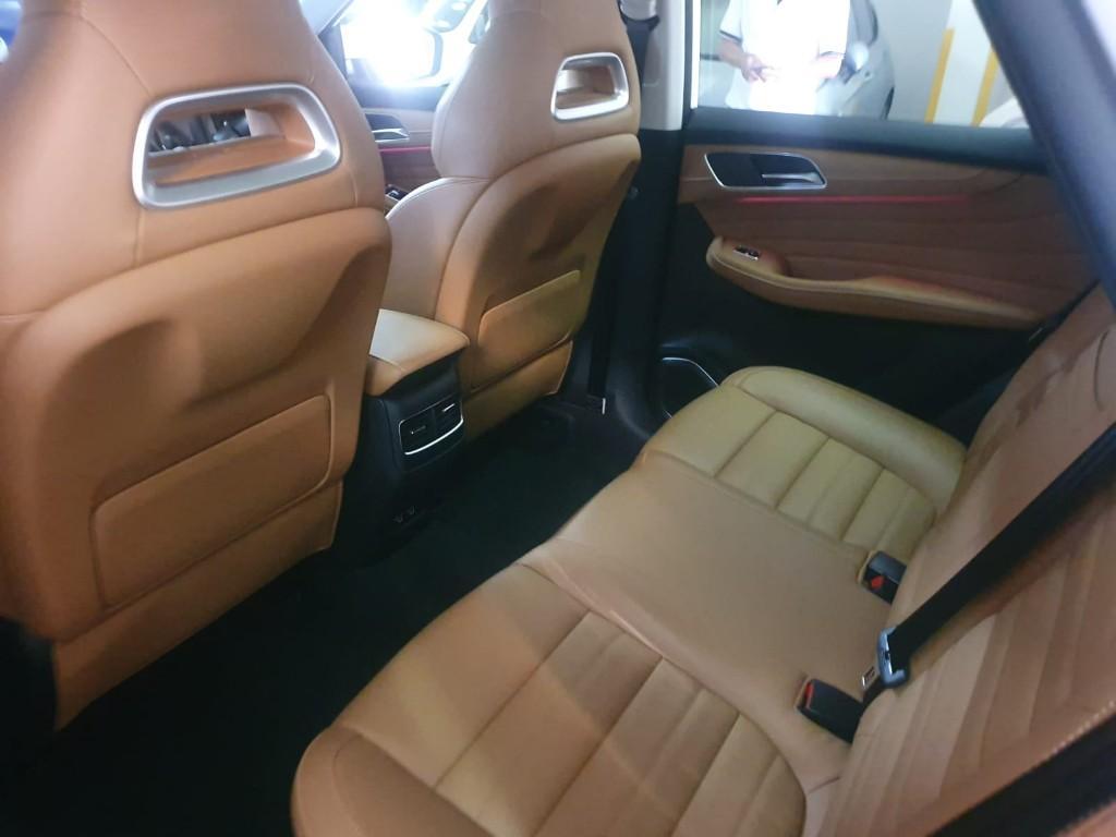 YEAR 2020 MG HS CAR RENTAL in Queenstown - Image 6