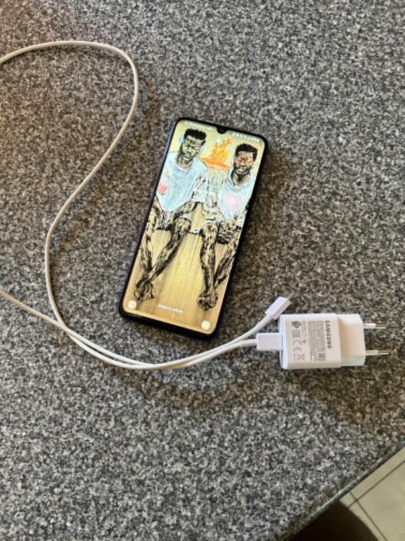 Used Samsung A70 for sale - R2500 in Sandton - Image 1