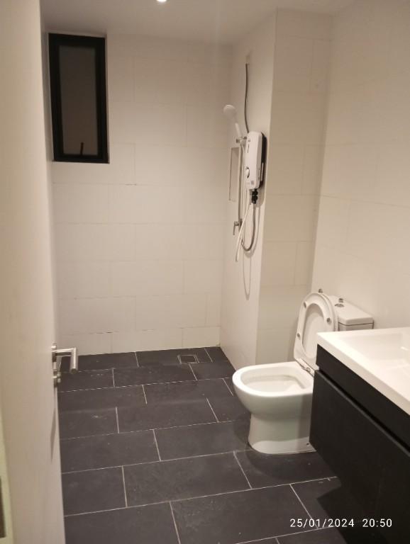 Sqwhere Service Apartment Room For Rent - Link Bridge to MRT in Tasek Glugor - Image 2