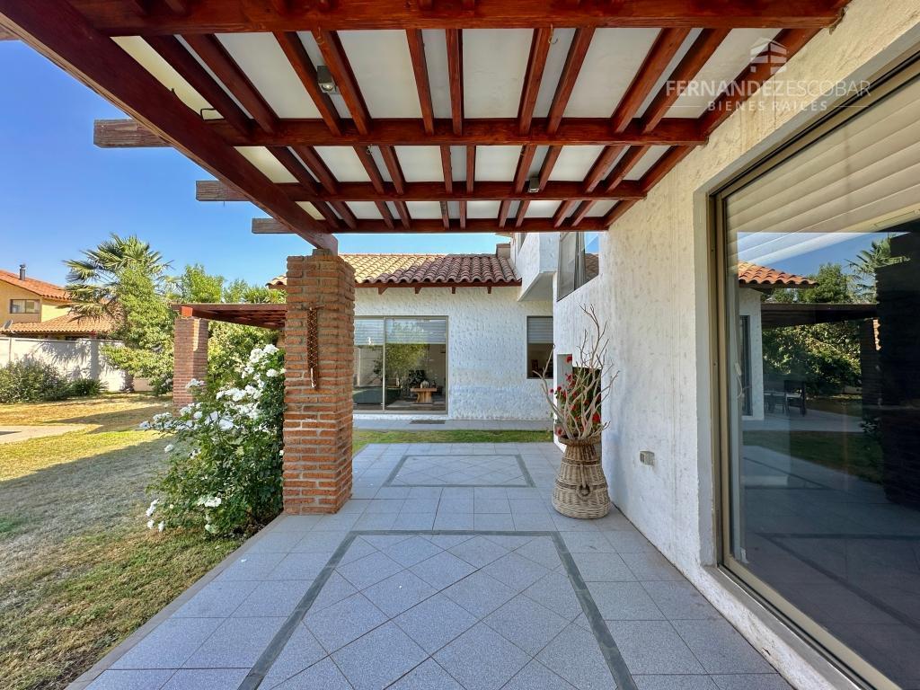 SAN FELIPE - VENTA CASA 4D 4B 3E PISCINA en Putaendo - Imagen 16