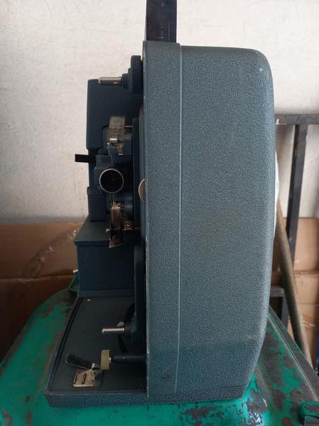 Proyector 8 m/m Tower automatic completo y funcionando. en La Florida - Imagen 4