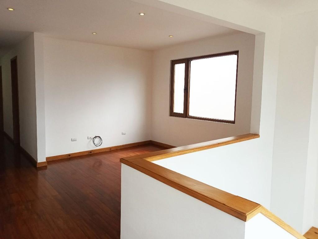 CASA EN RENTA EN ALTO VALLE KM. 12.7 CAES en Chinautla - Imagen 6