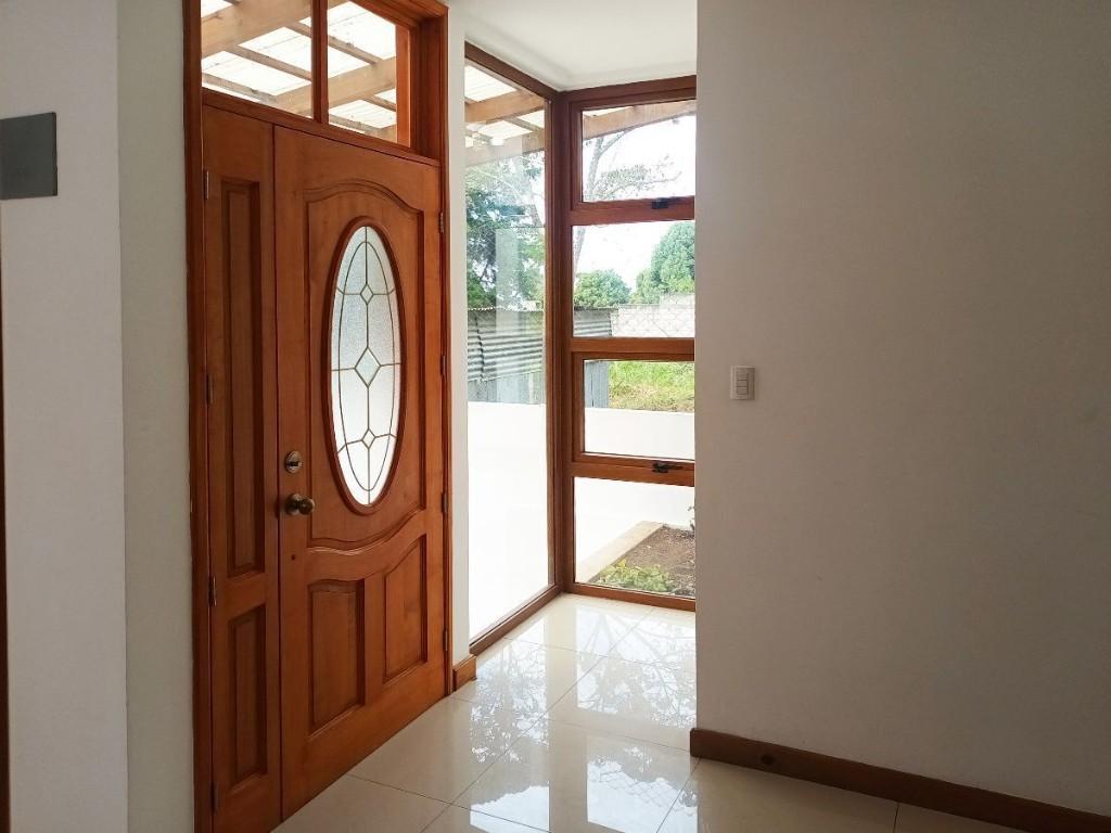 CASA EN RENTA EN ALTO VALLE KM. 12.7 CAES en Chinautla - Imagen 2