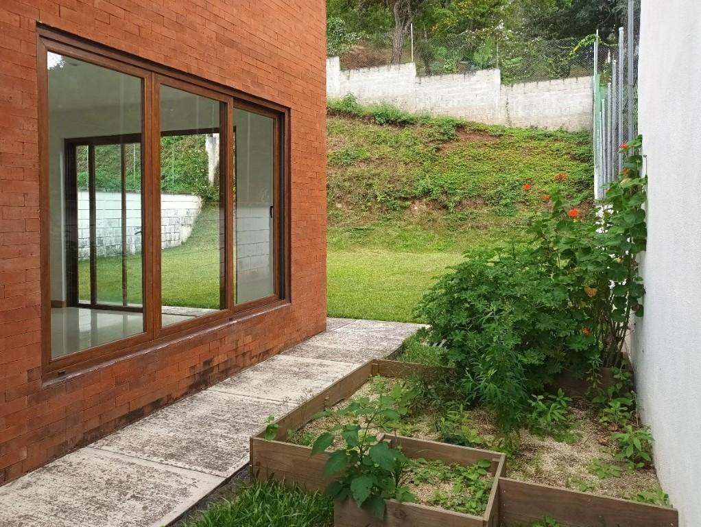 CASA EN RENTA EN ALTO VALLE KM. 12.7 CAES en Chinautla - Imagen 3