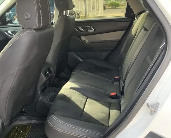 Tokunbo Range Rover Velar For Sale Call Me 07071885554 in Abeokuta - Image 2
