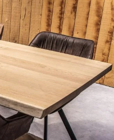 Selling a table en Madrid - Imagen 2