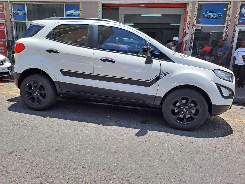 FORD ECOSPORT 1.5 in Roodepoort - Image 2