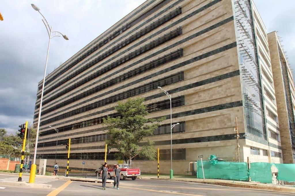 VENTA CONSULTORIO FOSUNAB – FOSCAL INTERNACIONAL en Girón - Imagen 1