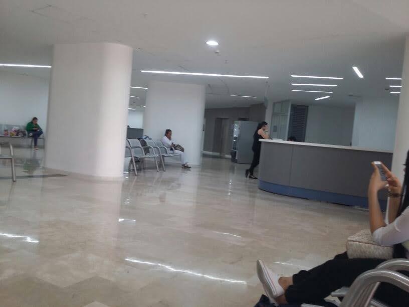 VENTA CONSULTORIO FOSUNAB – FOSCAL INTERNACIONAL en Girón - Imagen 2