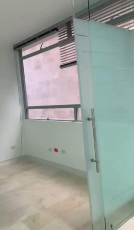 VENTA CONSULTORIO FOSUNAB – FOSCAL INTERNACIONAL en Girón - Imagen 5