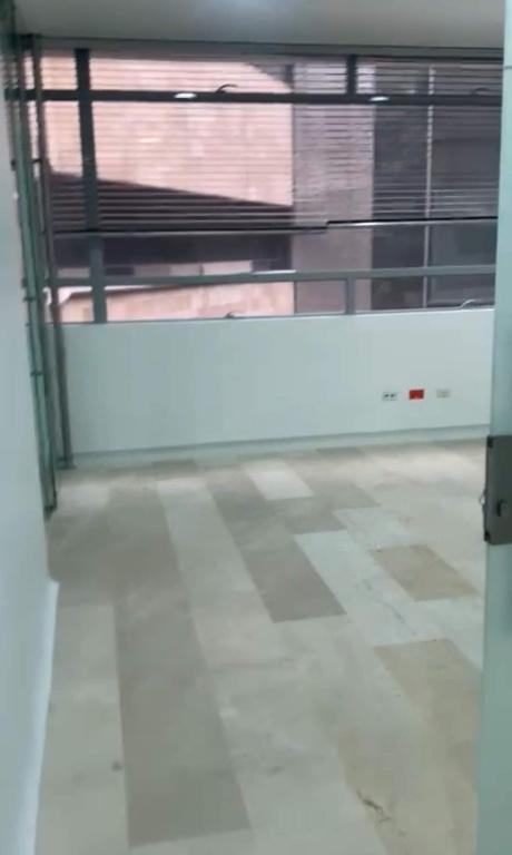 VENTA CONSULTORIO FOSUNAB – FOSCAL INTERNACIONAL en Girón - Imagen 3