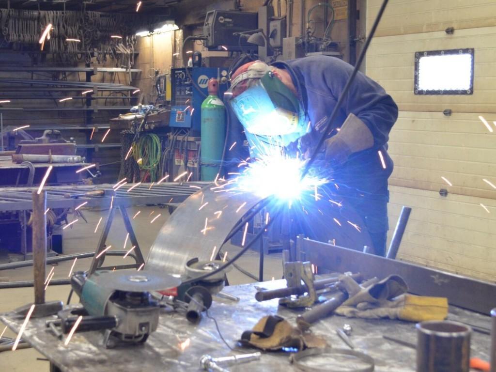 WELDING IRON WORKS en Gardena - Imagen 1