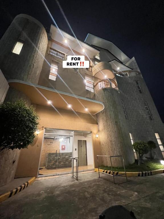 4-Storey Commercial Building for Rent in North Reclamation Area, in Consolacion - Image 1