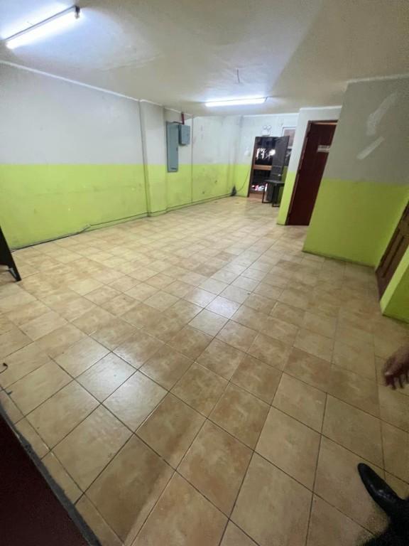 4-Storey Commercial Building for Rent in North Reclamation Area, in Consolacion - Image 12