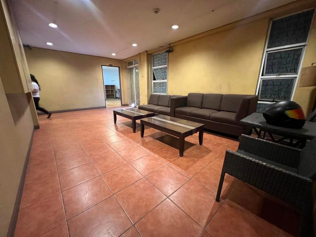 4-Storey Commercial Building for Rent in North Reclamation Area, in Consolacion - Image 11