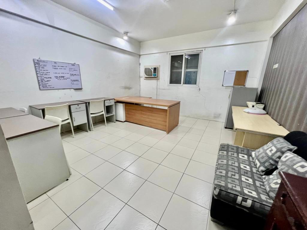 4-Storey Commercial Building for Rent in North Reclamation Area, in Consolacion - Image 17