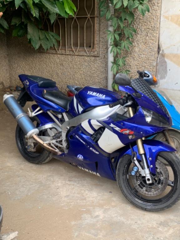 Yamaha R1 année 2003 à Abidjan - Photo 1
