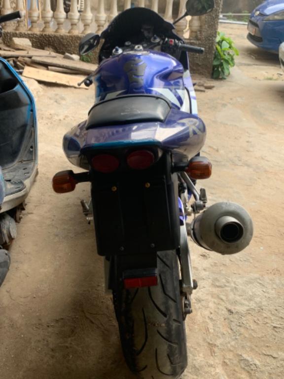 Yamaha R1 année 2003 à Abidjan - Photo 2