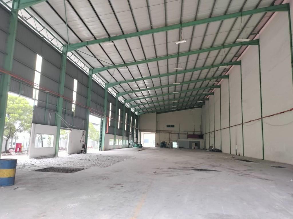 SHAH ALAM FACTORY FOR RENT 3 STOREY BERJAYA INDUSTRIAL PARK in Cheras - Image 5