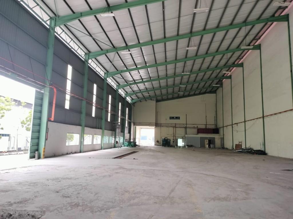 SHAH ALAM FACTORY FOR RENT 3 STOREY BERJAYA INDUSTRIAL PARK in Cheras - Image 9