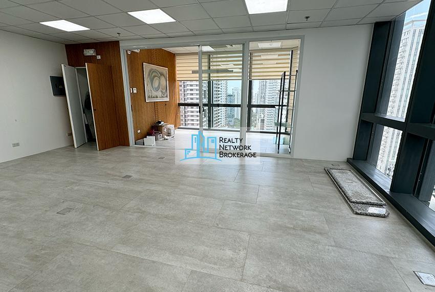Executive Office For Rent in BPI Corporate Tower in Cebu City - Image 1