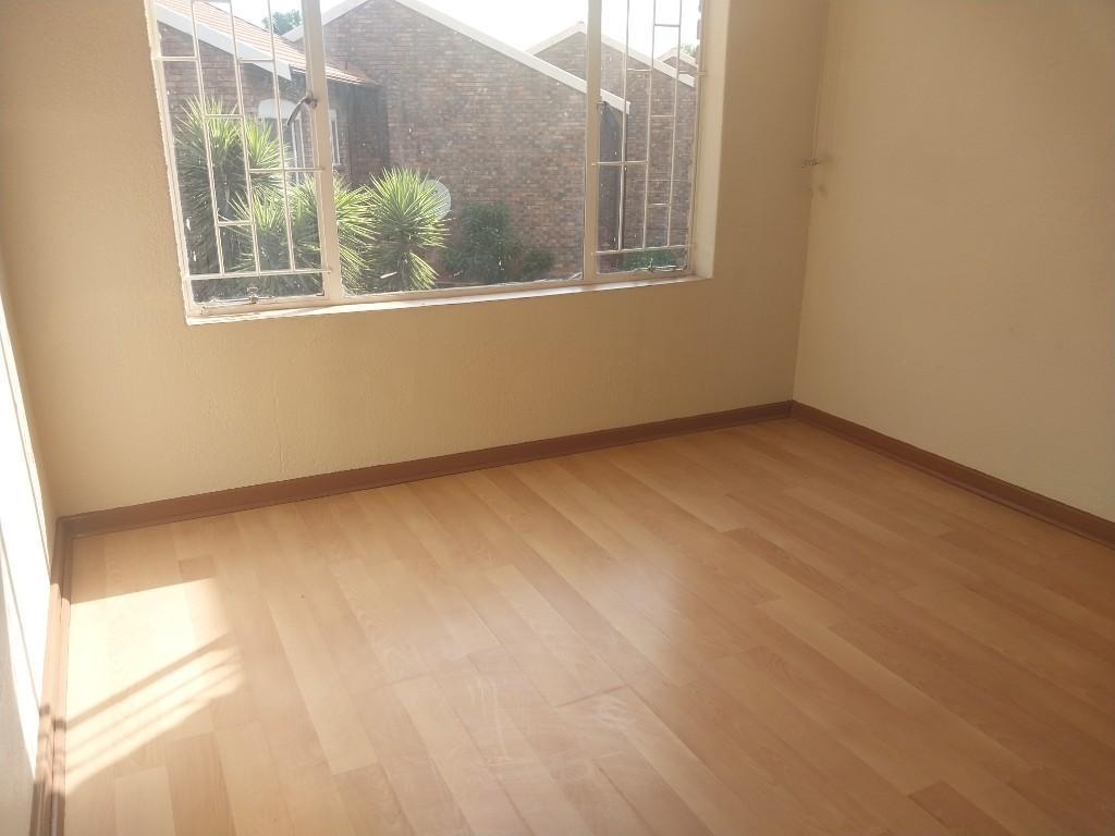 Beautiful Townhouse To Rent in Johannesburg - Image 7