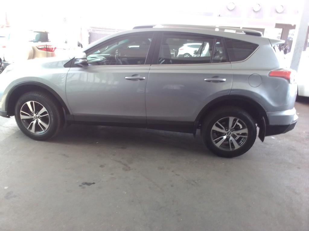 2017 Toyota Rav4 2.0 Engine Capacity with Automatic Transmission in Alberton - Image 3