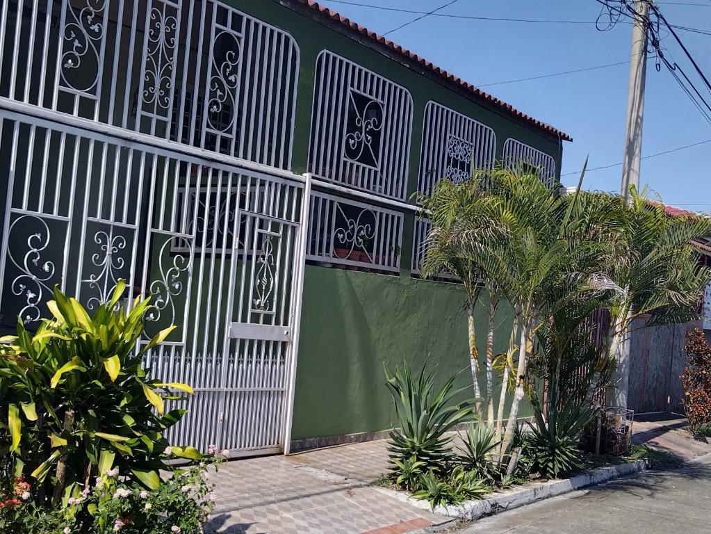 SE VENDE HERMOSA CASA CON MEJORAS EN PRADERAS DEL ROCIO en Chilibre - Imagen 3
