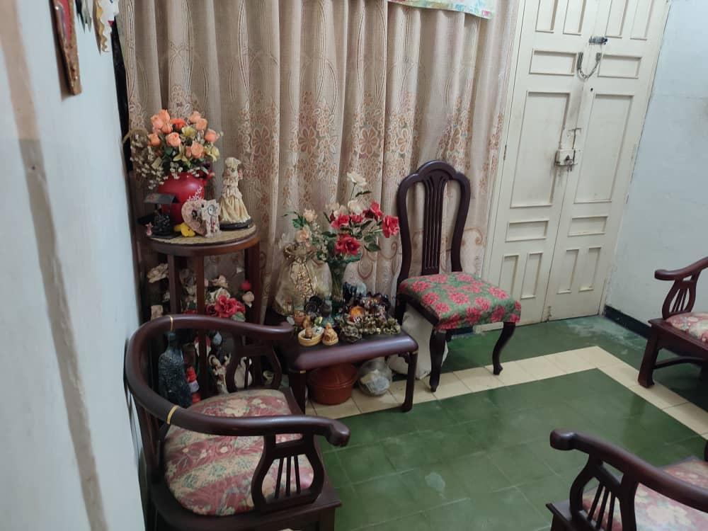 CHACAO EL ROSAL, VENDO APARTAMENTO ECONOMICO REMATO, en Venezuela - Imagen 1