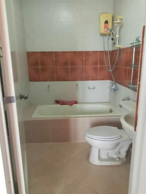 5 Bedrooms House For Rent In Cebu City in Liloan - Image 17