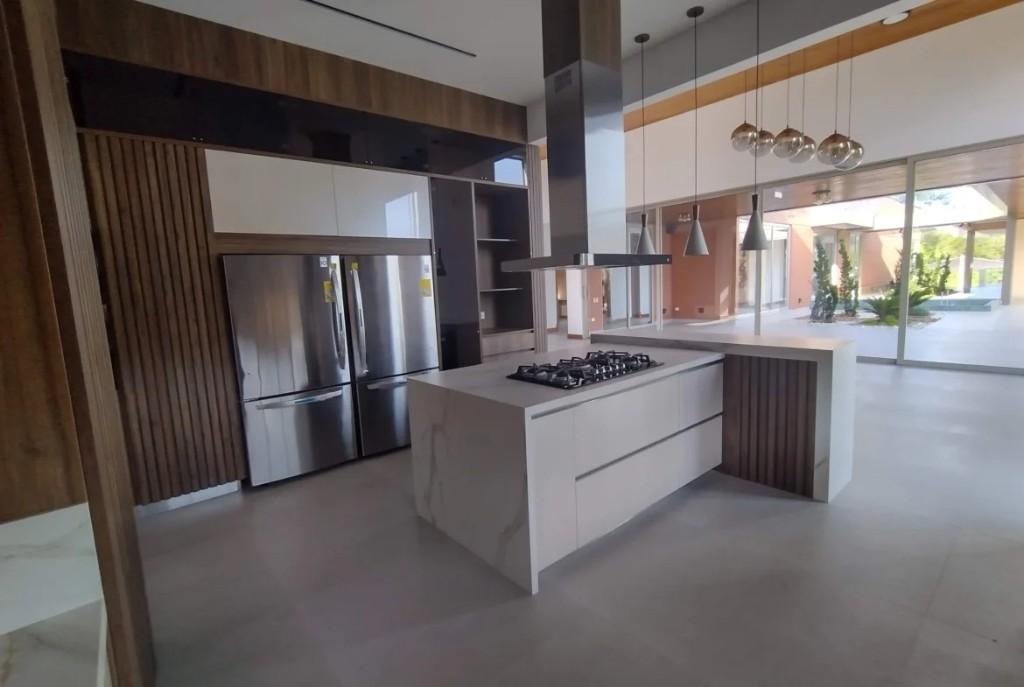 Modern, New, Luxurious One Level Home In Llanogrande en Marinilla - Imagen 8