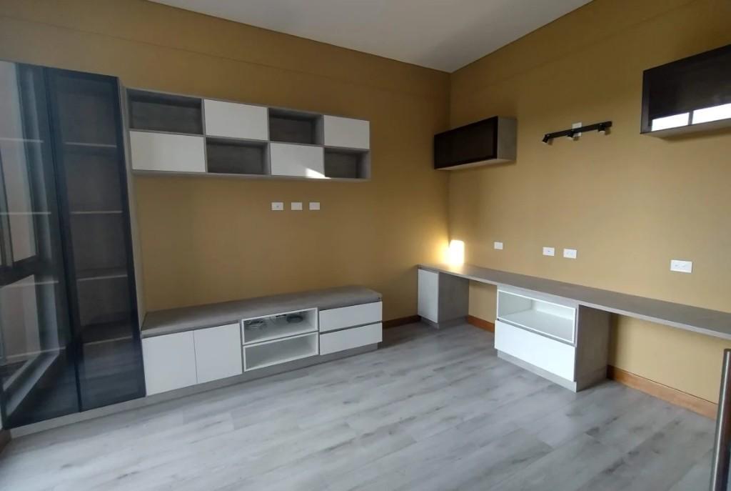 Modern, New, Luxurious One Level Home In Llanogrande en Marinilla - Imagen 17