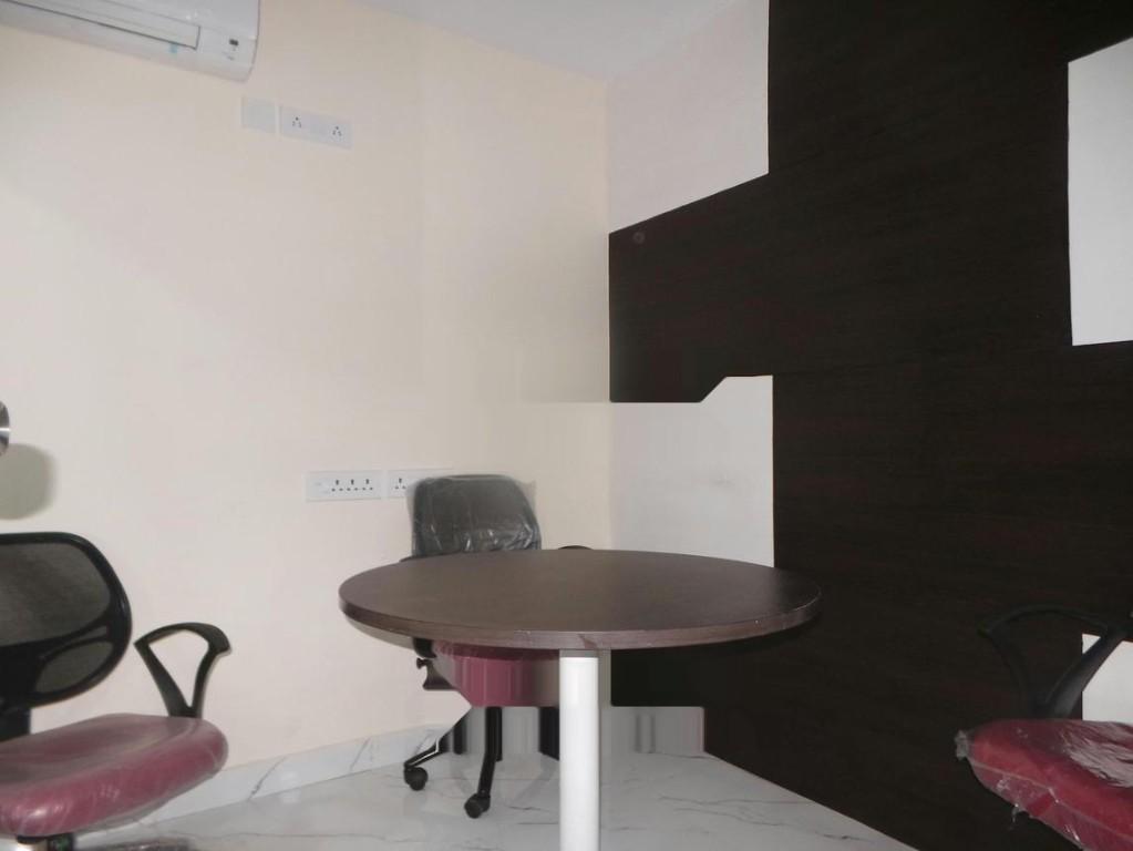 Fully Furnished Commercial Office For Rent In Salt lake Sec 5 in Bārāsat - Image 5
