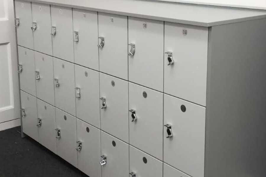 Crown School Lockers in Torquay - Image 3