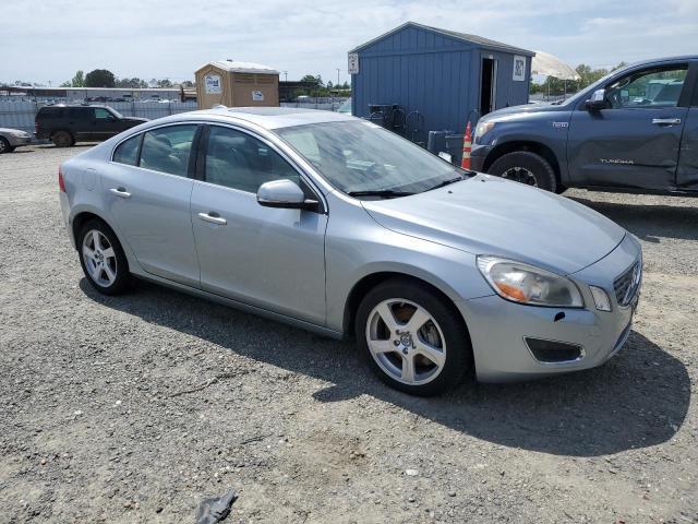 UNTEMPERED 2013 VOLVO S60 T5 in Nigeria - Image 2
