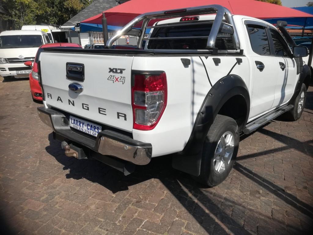 2013 Ford Ranger 3.2 Driving Automatic in Roodepoort - Image 5