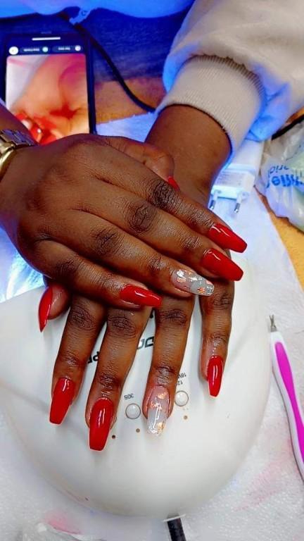 Let's do your Nails for only R200. Singles for only R350 in Randburg - Image 1