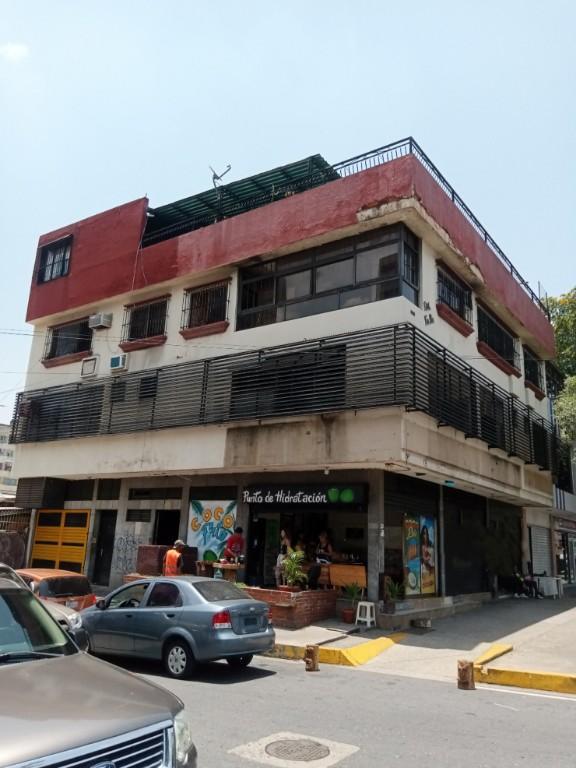 venta edificio comercial en av bolivar norte en Valencia - Imagen 8