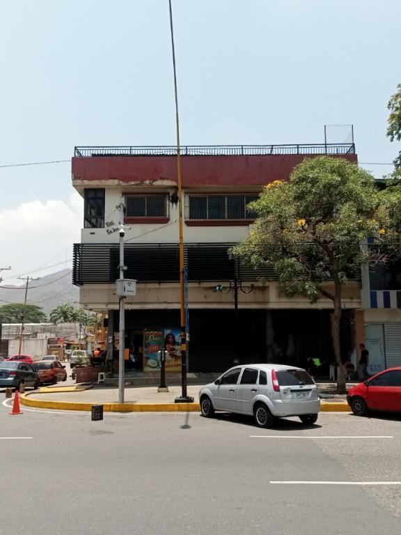 venta edificio comercial en av bolivar norte en Valencia - Imagen 9