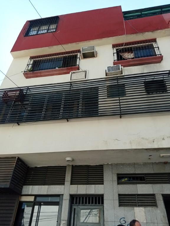 venta edificio comercial en av bolivar norte en Valencia - Imagen 11