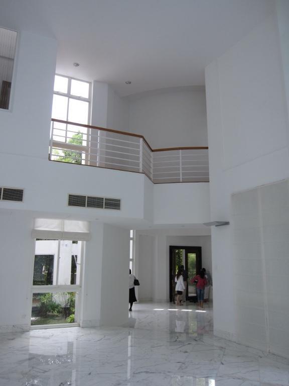 Holland Good Class Bungalow For Rent in Tuas - Image 6