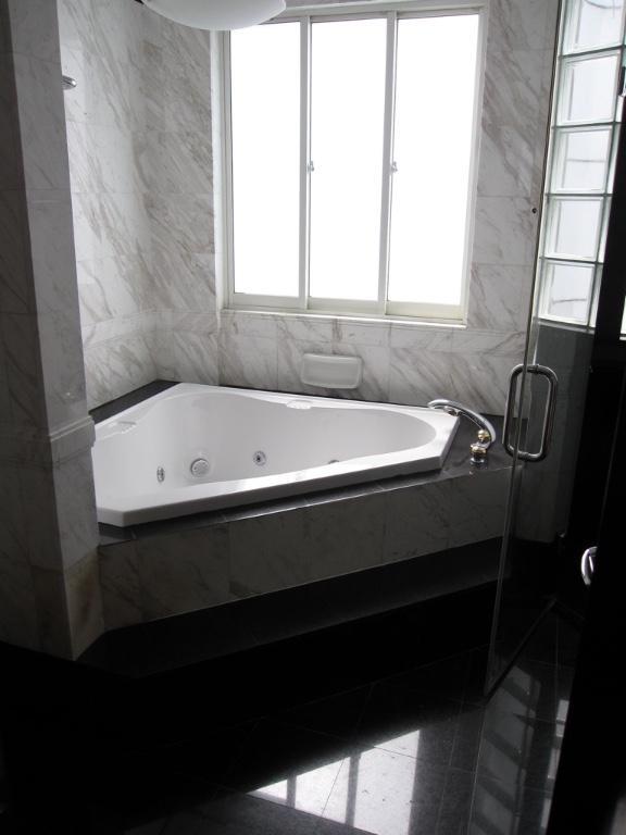 Holland Good Class Bungalow For Rent in Tuas - Image 11